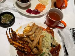 -怡咖啡海鲜自助餐厅(浦东香格里拉店)