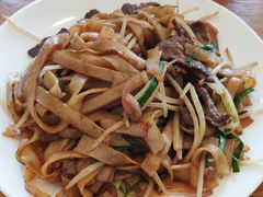 干炒牛河-香江小厨 The Kitchen(香江俱乐部店)