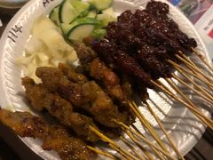 -东海岸人工湖美食村