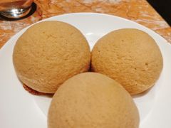 酥皮牛奶包-金玉满堂潮州酒楼(无限极荟购物广场店)