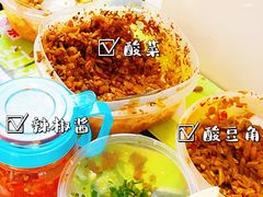 -梁阿婆廿年老牌扣肉糯米饭