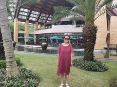 -三亚湾海居铂尔曼度假酒店