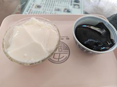 豆腐花加糖-五福堂龟苓膏(河东北山店)
