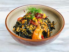 墨鱼汁海鲜香蒜意面-农畉LONFOOD(福田星河COCOPark店)