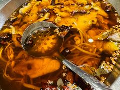 -鑫巴蜀小镇 · 水煮鱼专研店(玉桥店)