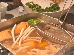 -左庭右院鲜牛肉火锅黑金店(陆家嘴中心店)