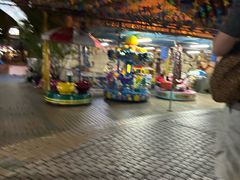 -顺德大良半月城游乐场