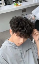 -尤司男士国潮理发馆