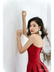-Lady  Jane高端婚纱礼服馆