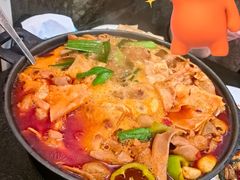 招牌肥肠火锅-湘肠香火锅店(团结湖店)