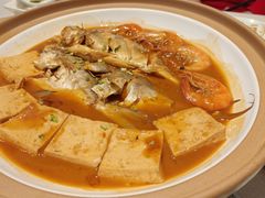 鲜鱼一锅出-船歌·鱼水饺青岛菜(石老人店)