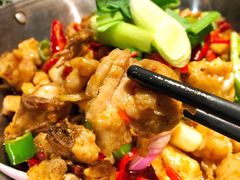 干锅土鸡-茅炒屋龙虾·烧烤·湘菜(新河路店)