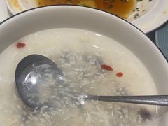 -沪华海鲜大酒楼(南汇店)