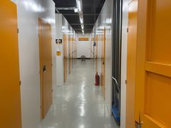 -安东易迷你仓自助寄存仓库(淞虹路店)