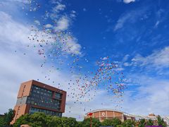 -华东师范大学第二附属中学(张江校区)
