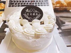 栗子鲜奶蛋糕-红宝石·鲜奶小方·海派西点房(莘庄龙之梦店)