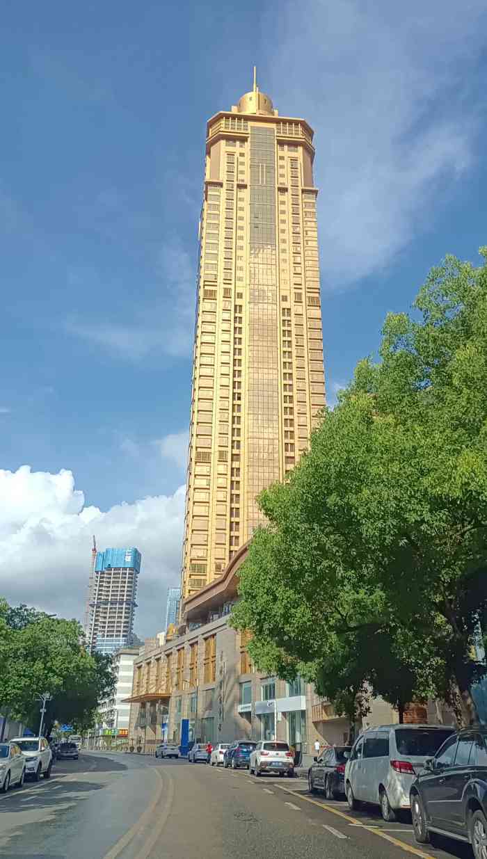 罗湖商务中心-"看看这里,罗湖商务中心,有很多是办公室,.