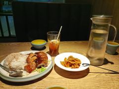 -昌勝香港深井烧鹅(新年华店)