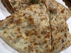 -溢心园香河肉饼总店