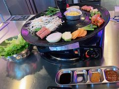 -豚豚家돈돈가韩国锅盖烤肉(新北万达店)