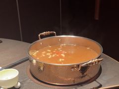 -左庭右院鲜牛肉火锅黑金店(陆家嘴中心店)
