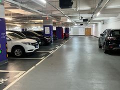 -兴业太古汇·停车场