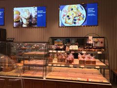 面包甜点陈列柜-巴黎贝甜(豪浦店)
