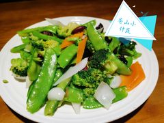 -觅山云南菜(泊富ICITY店)