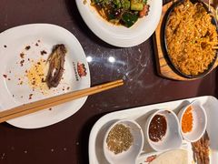 -三个大叔烤羊肉串·歌手驻唱·碳烤鲜肉(西三旗店)