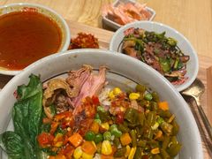 -呼啦面馆·头牌豌杂面(建新东路店)