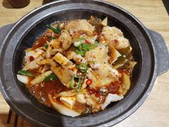 -极有家小鱼小鸡石锅煲(佳兆业店)