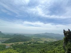 -马仁奇峰