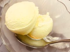 香菜冰激凌-小白桦西餐厅