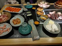 -臻牛烤肉