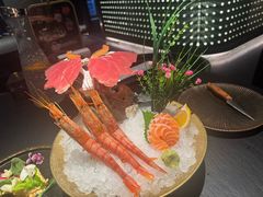 -蟹犇前•帝王蟹雪蟹(陆家嘴店)