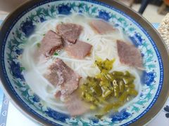 -肇兴特色牛肉粉