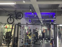 -AK健身普拉提拉伸私教馆(中八店)