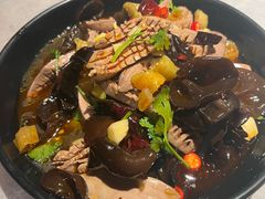 -巴厘龙虾·榜首油焖大虾(音乐学院·沿江酒馆店)