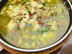 -有红鸡毛店·川菜(建设路店)