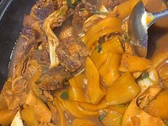-闯关东牛排牛尾一锅香(龙源路店)