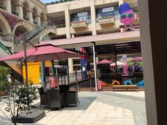 -王府井奥莱临潼小镇(临潼店)