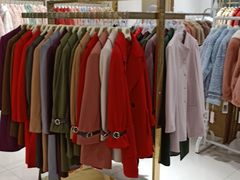 -汉口北国际商品交易中心品牌服装城