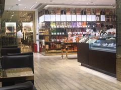 -VENCHI 闻绮(北京国贸商城店)