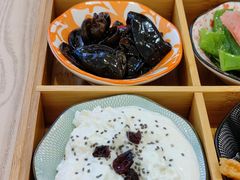 -轻蔬不用等·素食(江苏路店)