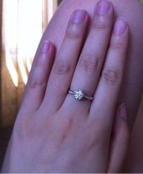 -威德钻石-克拉钻大本营(南京东路店)