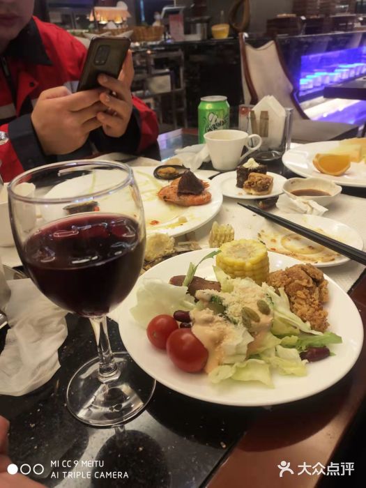 民发世际大酒店自助餐图片