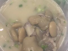 雪豆炖蹄花-牛王庙(龙华花园店)