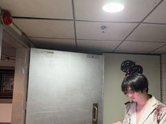 -荒岛实景沉浸密室(江汉路1店)