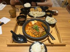 辣白菜肥牛定食-雷门拉面·现熬骨汤(凯德来福士店)