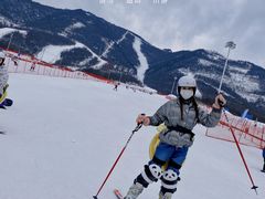 -鳌山滑雪度假区